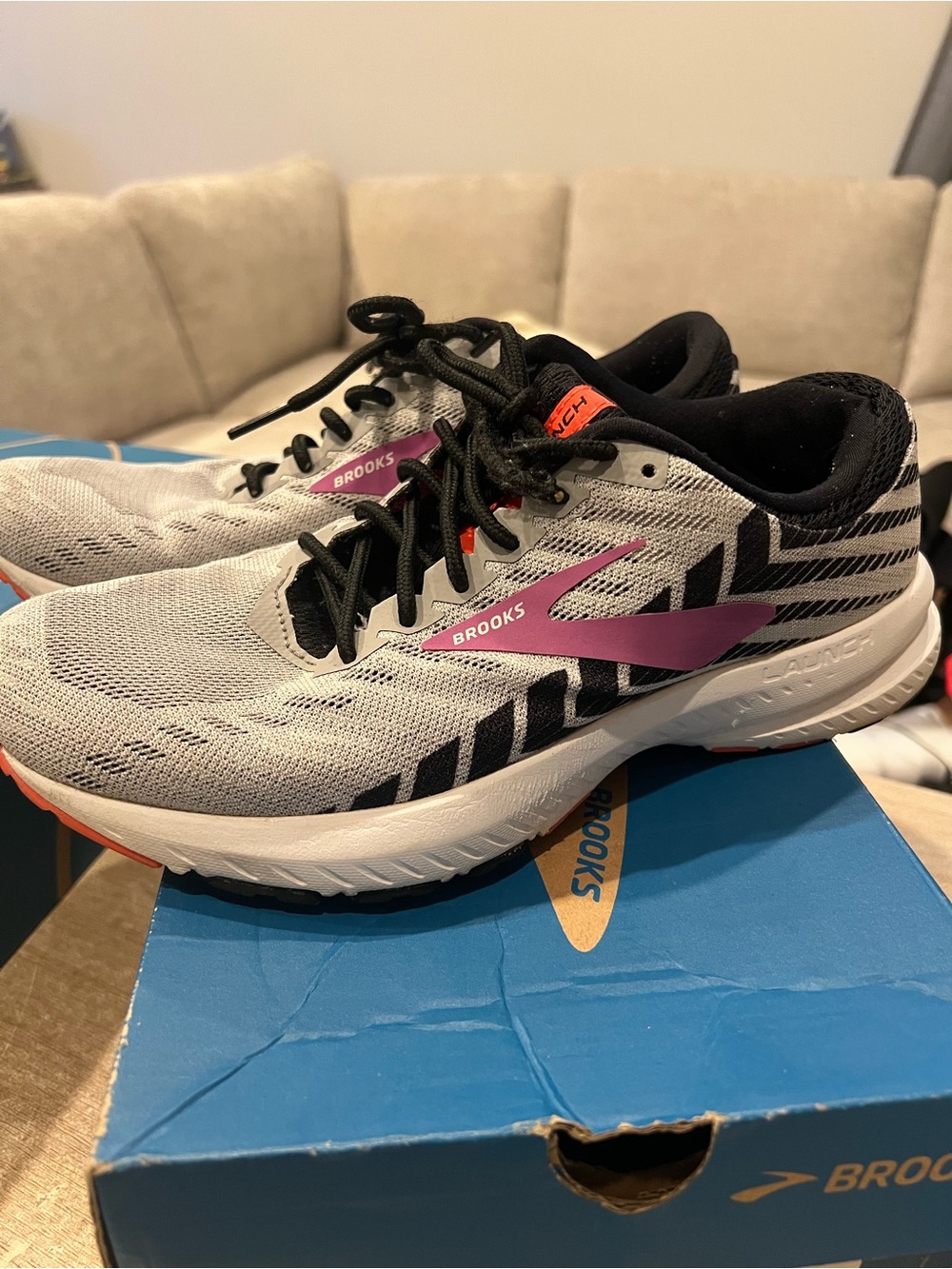 Brooks Women's size 8 Gray and Purple Running Shoes with Black Accents